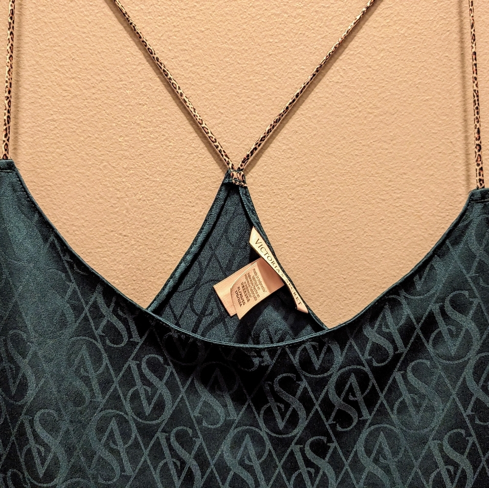 Victoria Secret Size XL Cami Top Animal Print Accent Intimate Sleepwear PJ Green - Picture 8 of 11